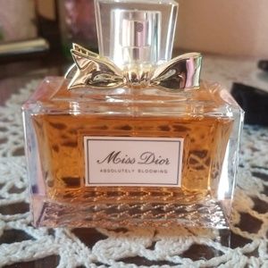Miss Dior Absolutely Blooming